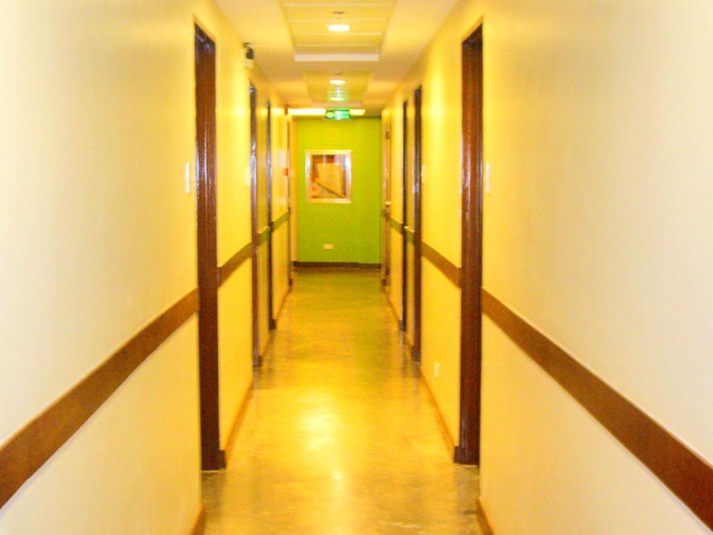Express Inn Mactan Lapu-Lapu City Kültér fotó
