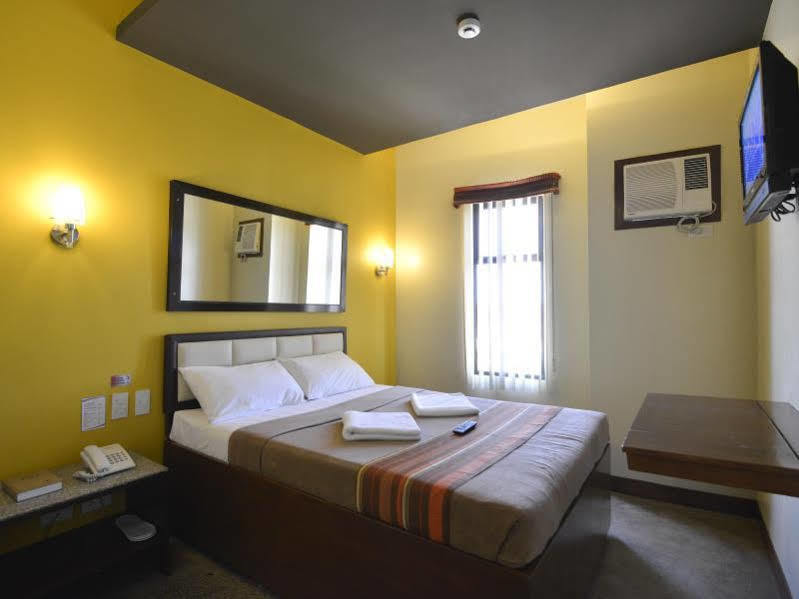Express Inn Mactan Lapu-Lapu City Kültér fotó